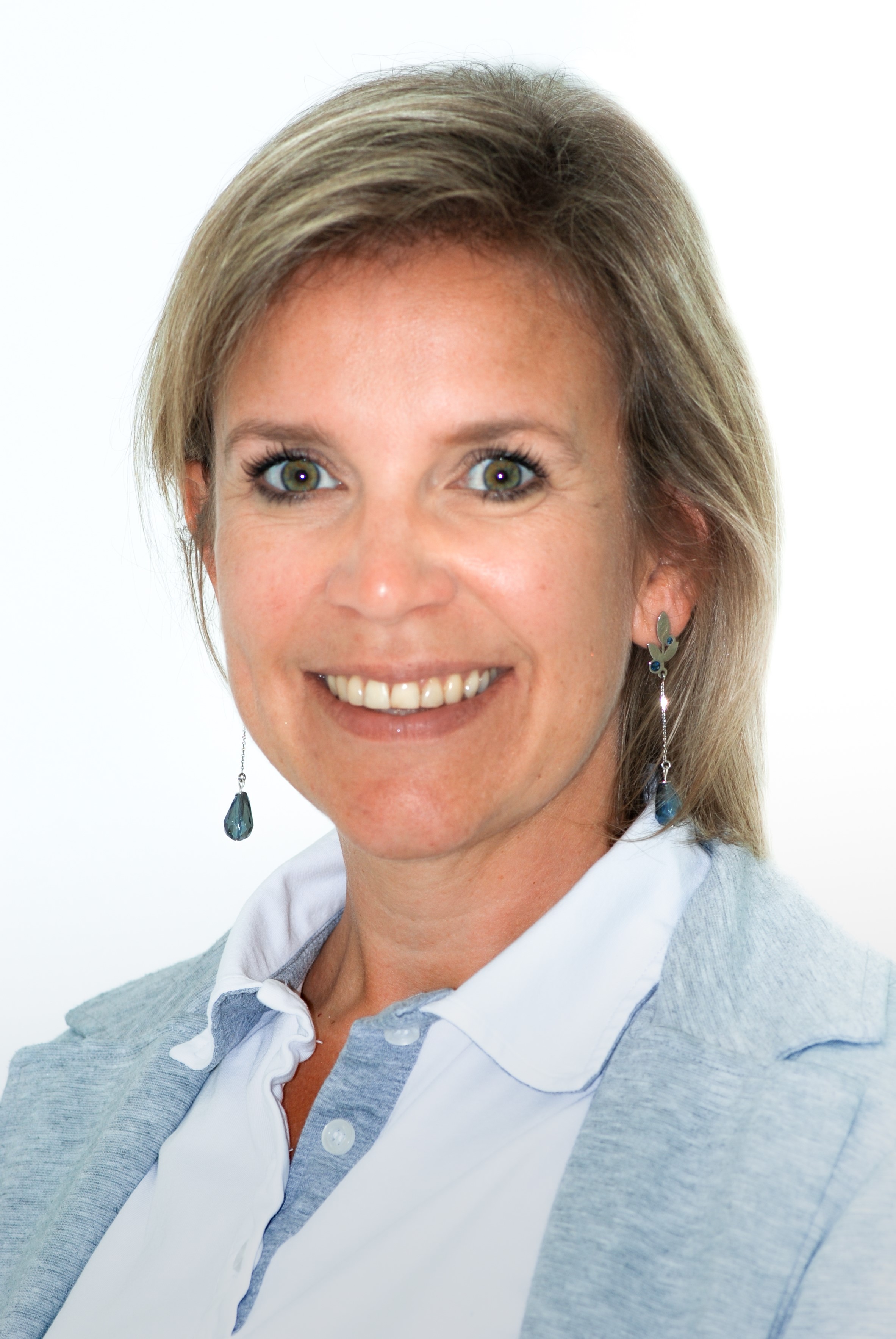Tine Schrijnemakers – Tandarts-specialist in de Orthodontie